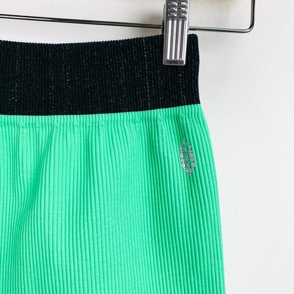 NWT Free People Movement Seamless Prajna Shorts Size M/L - Picture 9 of 14